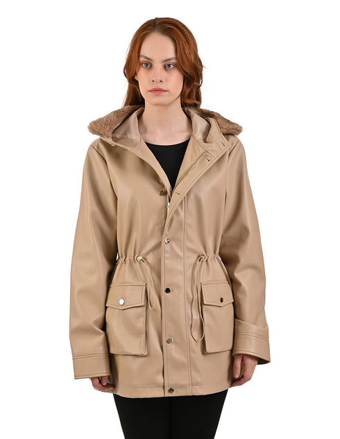 Cazadora Nine West color Beige con Capucha y Forro Suave